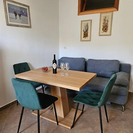 Natasa * Lokva Rogoznica